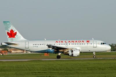 Airbus 319 in Montreal