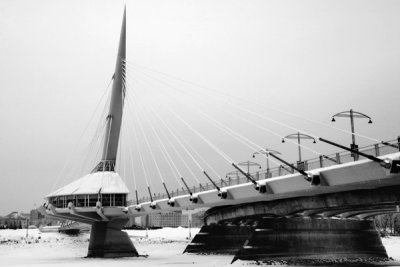 Provencher Bridge and Walkway_1858.jpg