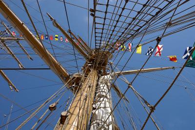 Looking up into the main mast of a sailing ship!