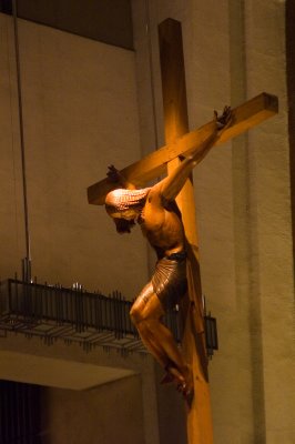 Crucifix - Oratoire Saint Joseph Du Mont-Royal