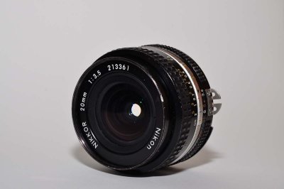 Nikkor 20mm F3.5 (52mm)