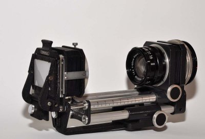 Nikkor 50mm F2.8 enlarging lens with Novoflex std. bellows and slide copier