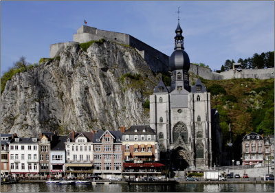 Dinant, Collgial #09
