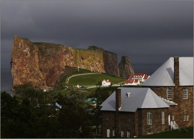 Percée, église, pointe et roche #02