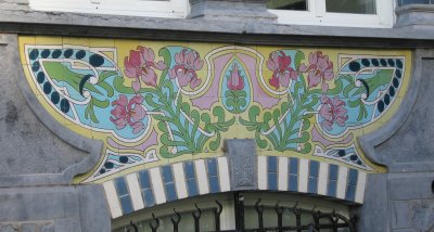 Tiled house decorations are common here, typically with an Art Nouveau theme