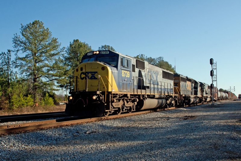 CSXT 8739