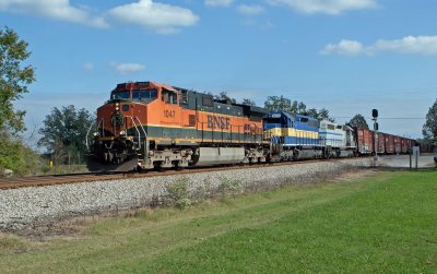 BNSF 1047