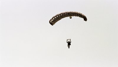 1448 Paraglide