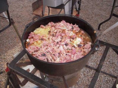 Delicious Baked Beanswith ham, pineapple,& green chilis