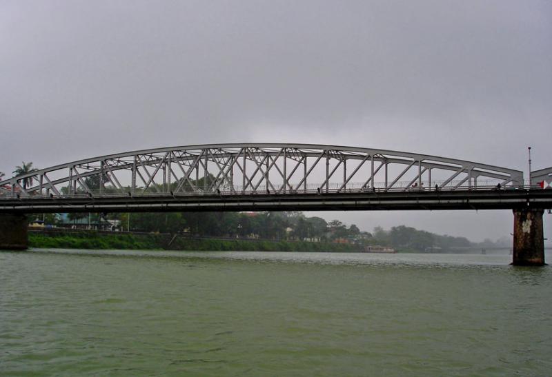 Trang Tien Bridge