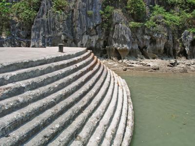Staircase to Co Tien Cave