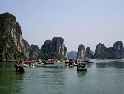 Islands, boats, and floating houses