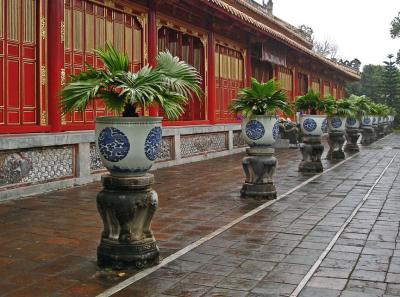 Temple of the Generations (Mieu Temple)