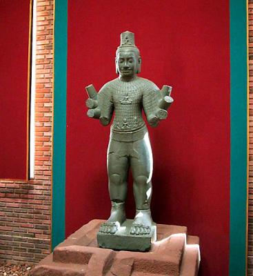 g4/09/268309/3/60214887.KanMuangSingbodisattva.jpg
