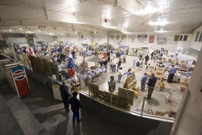 Wide view of home and trade show June 10, 2006