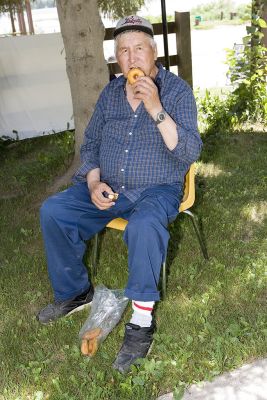 Eating donuts