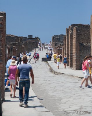 Day 6 - Busy Pompeii Streets