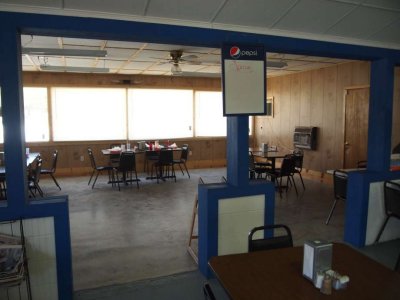 Eagle Rock Cafe, Inside