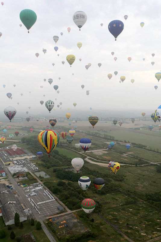 1643 Lorraine Mondial Air Ballons 2011 - MK3_2853_DxO Pbase.jpg