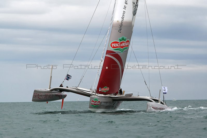 828 Multi50 Trophee du Port de Fecamp 2011 - MK3_4548_DxO Pbase.jpg