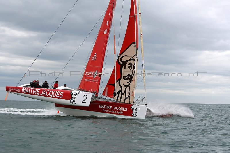 864 Multi50 Trophee du Port de Fecamp 2011 - MK3_4563_DxO Pbase.jpg