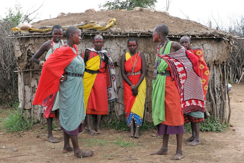 Visite dun village Masa situ en bordure de la rserve de Masa-Mara