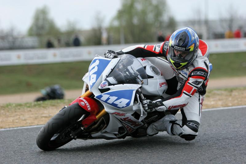 Coupe de France Motos sur le circuit Carole - Cette photo a t slectionne par lagence Regards du Sport
