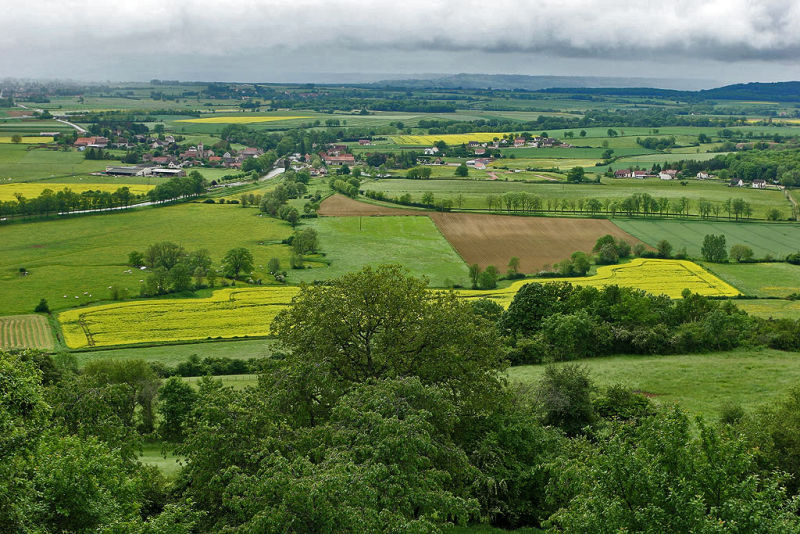 Autour de Chateauneuf en Auxois dans la Côte d'Or, en Bourgogne