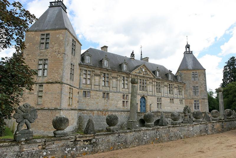 Visite du chateau de Sully, en Bourgogne