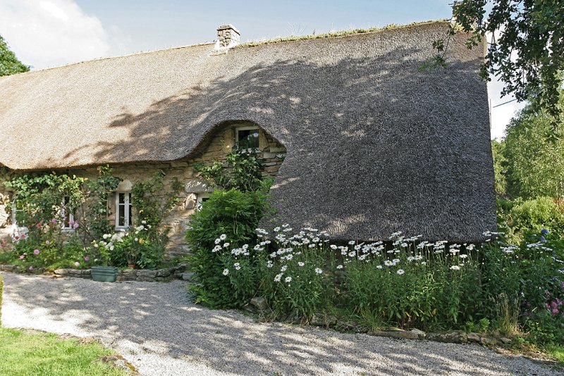 Maison  toit de chaume dans le hameau de Kerhouguet - IMG_0383_DXO.jpg
