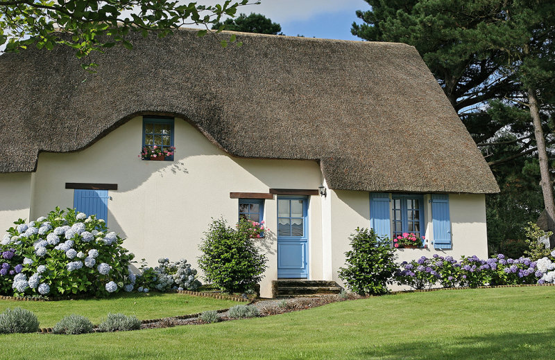 Maison  toit de chaume dans le hameau de Kerbourg - IMG_0387_DXO.jpg