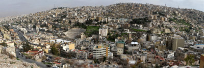 Panorama de la partie est de la ville d'Amman pris depuis la citadelle