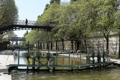 Paris - En bateau sur le canal de l'Ourcq depuis le bassin de la Villette