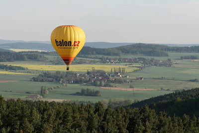189 - Czech balloons meeting 2012 in Chotilsko - MK3_7931_DxO_2 Pbase.jpg