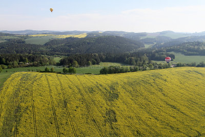 505 - Czech balloons meeting 2012 in Chotilsko - IMG_0340_DxO_2 Pbase.jpg
