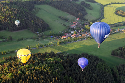 800 - Czech balloons meeting 2012 in Chotilsko - MK3_8229_DxO format Pbase.jpg