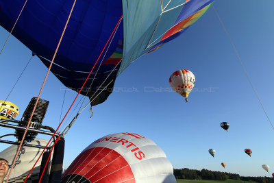 902 - Czech balloons meeting 2012 in Chotilsko - IMG_0554_DxO format Pbase.jpg