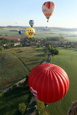 945 - Czech balloons meeting 2012 in Chotilsko - IMG_0564_DxO format Pbase.jpg