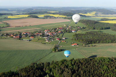 1045 - Czech balloons meeting 2012 in Chotilsko - MK3_8407_DxO format Pbase.jpg