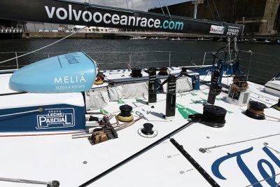 1048 - The 2011-2012 Volvo Ocean Race at Lorient - IMG_6706_DxO Pbase.jpg