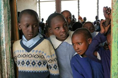 Visite d'une cole de brousse prs de la rserve de Masa-Mara