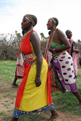 Visite dun village Masa situ en bordure de la rserve de Masa-Mara