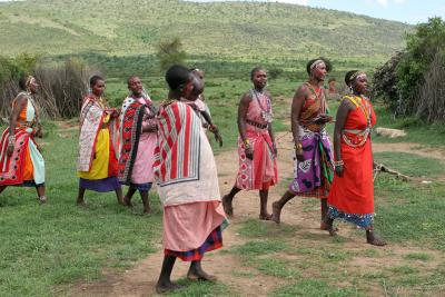 Visite dun village Masa situ en bordure de la rserve de Masa-Mara