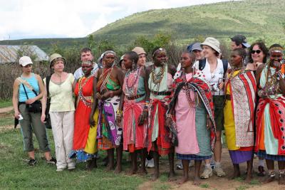 Visite dun village Masa situ en bordure de la rserve de Masa-Mara