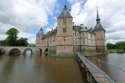 Bourgogne - Chateau de Sully