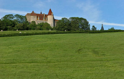 Paysage de la Cte d'Or autour de Chateauneuf en Auxois