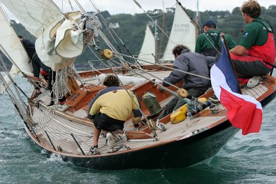 32 Douarnenez 2006 - Le samedi 29 juillet - Pen Duick, le voilier mytique d'Eric Tabarly