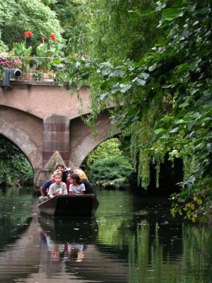 252 Colmar - balade en barque sur la Petite Venise