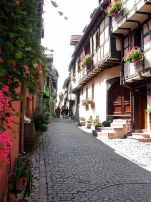 396 Riquewihr - une ruelle