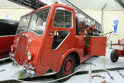 Visite du muse des Sapeurs-Pompiers du Val dOise  Osny